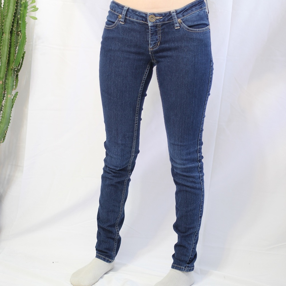 CITY STREETS SUPER SKINNY JEANS